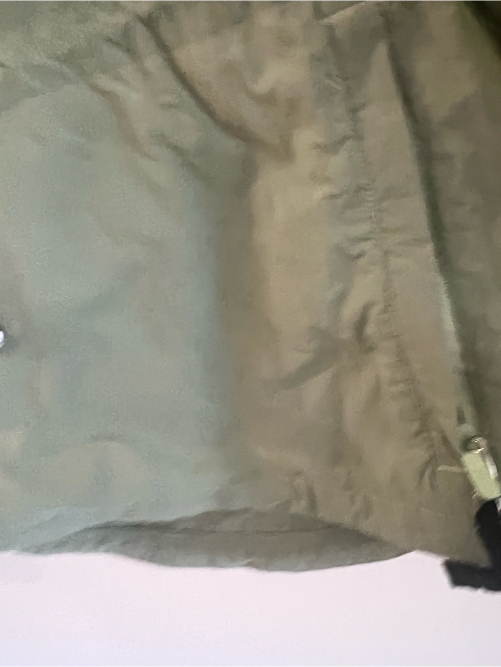 Lululemon lightweight hooded windbreaker jacket size 6 - Picture 4 of 9